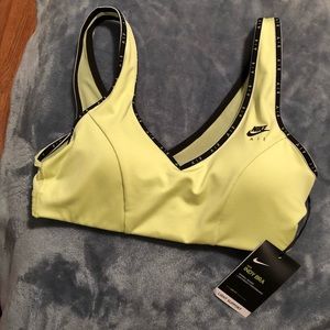 Nike INDY Bra